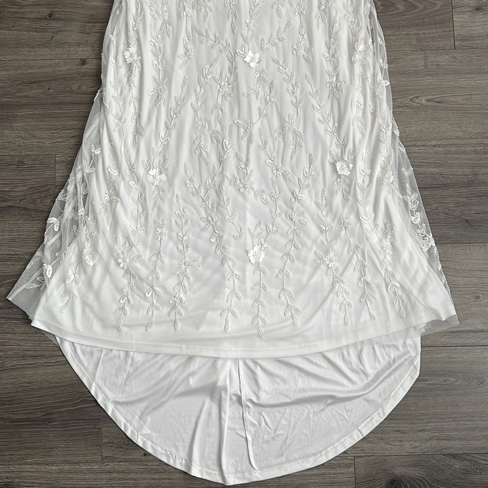 Lulu's White Embellished Square-Neck Wedding Gown - Picture 7 of 12